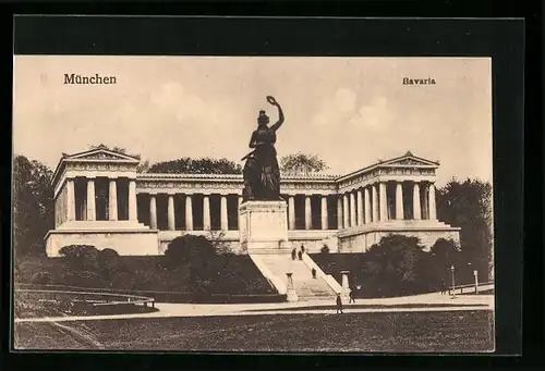 AK München, Bavaria und Ruhmeshalle mit Besuchern