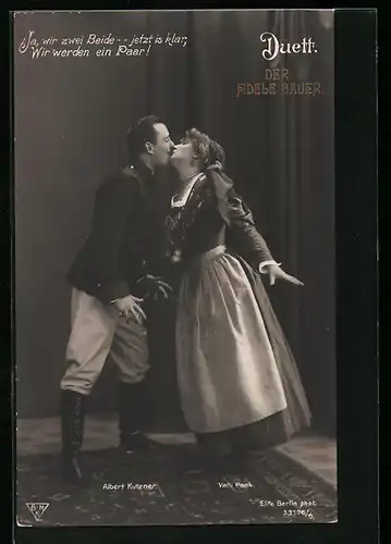 AK Szene aus der Operette Der fidele Bauer mit Albert Kutzner und Valli Paak, Duett