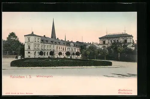 AK Hainichen /Sa., Wilhelmsplatz mit Anlage und Hotel