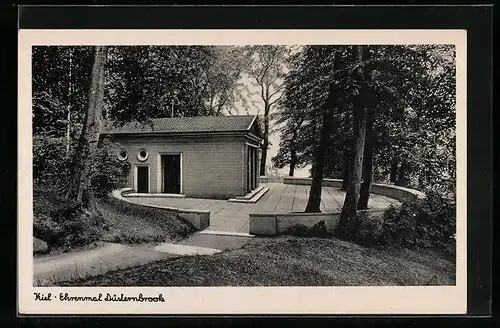 AK Kiel, Ehrenmal Düsternbrook