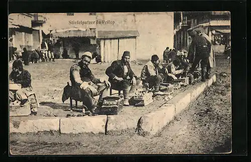 AK Prilep, Strassenpartie mit Stiefelputzer