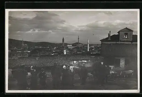 AK Uesküb, Panorama mit Anwohnern