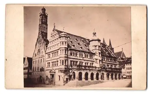 Fotografie unbekannter Fotograf, Ansicht Rothenburg ob der Tauber, Blick auf das Rathaus
