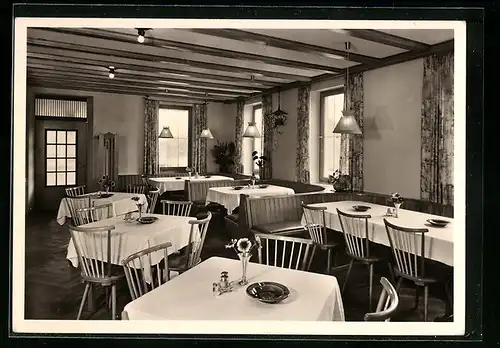 AK Meckenbeuren bei Friedrichshafen a. B., Gasthof Pension Baur, Speiseraum