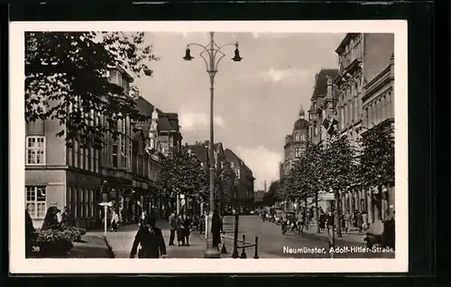 AK Neumünster, Strasse mit Geschäften