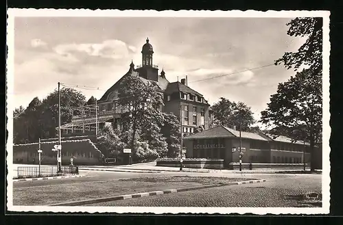 AK Berlin-Wannsee, Gasthaus Kaiser-Pavillon, Strassenansicht mit Nebengebäude