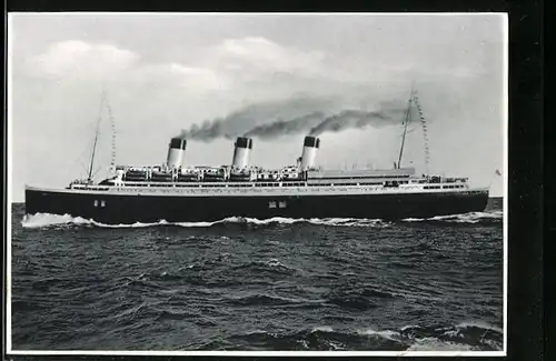AK Passagierschiff Cap Arcona in voller Fahrt unter Dampf, Hamburg-Südamerikanische Dampfschifffahrt
