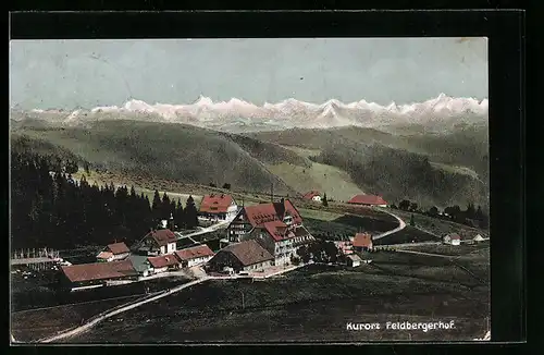AK Feldberg, Feldbergerhof, Gesamtansicht mit Bergpanorama aus der Vogelschau