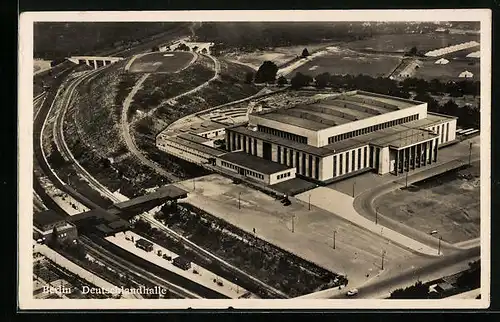 AK Berlin-Charlottenburg, Die Deutschlandhalle aus der Vogelschau