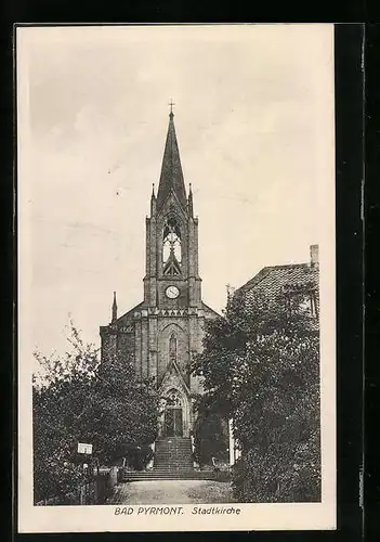 AK Bad Pyrmont, Stadtkirche, Frontansicht