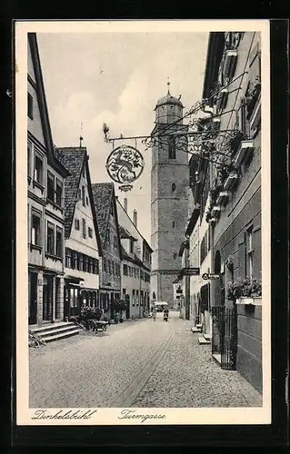 AK Dinkelsbühl, Turmgasse mit Gasthaus und Turm