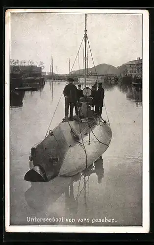 AK Unterseeboot von vorn gesehen