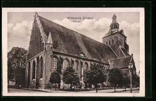 AK Wittstock /Dosse, Kirche, Strassenansicht