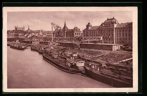 AK Bratislava, Donauhafen und Ministerium