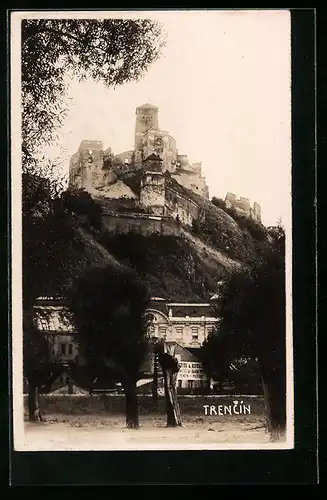AK Trencín, Hrad