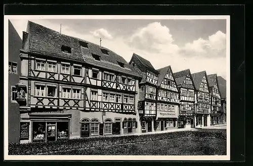 AK Ochsenfurt / Main, Alte Fachwerkhäuser in der Strasse