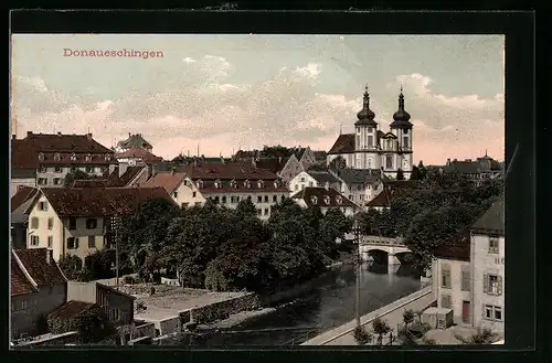 AK Donaueschingen, Ortspartie mit Kirche