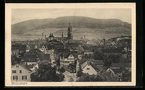 AK Reutlingen, Ortsansicht aus der Vogelschau