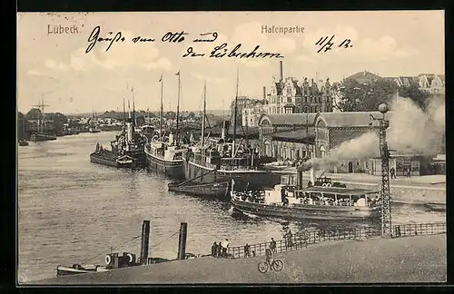 AK Lübeck, Blick in den Hafen