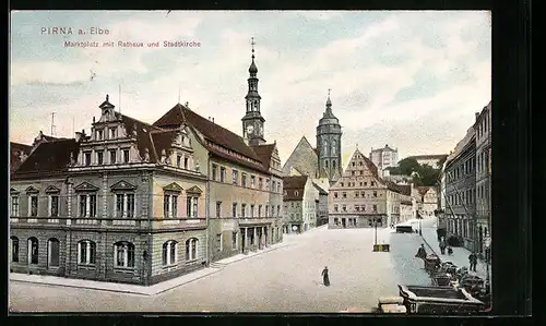 AK Pirna /Elbe, Marktplatz mit Rathaus und Stadtkirche