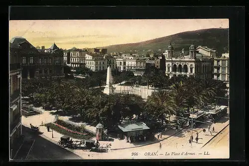 AK Oran, La Place d`Armes, Strassenbahn