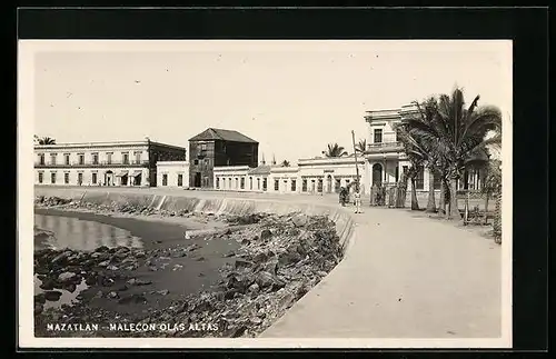 AK Mazatlan, Malecon Olas Altas