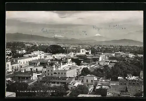 AK Cuernavaca, Teilansicht mit Vulkanen aus der Vogelschau