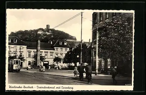 AK Karlsruhe-Durlach, Traindenkmal mit Turmberg