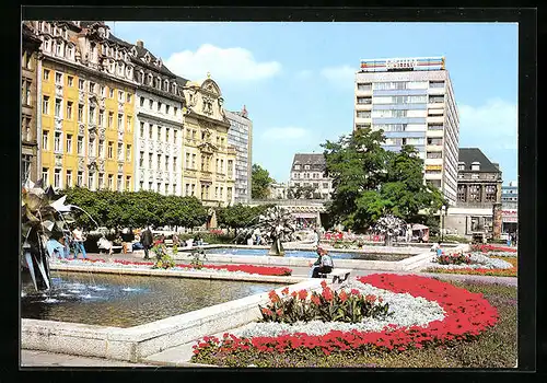 AK Leipzig, Blumenarrangements und Brunnen auf dem Sachsenplatz