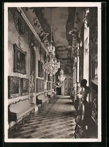 Foto-AK Deutscher Kunstverlag, Nr. P 15: Potsdam, Schloss Sansscouci, Kleine Galerie