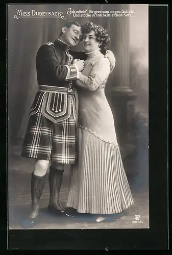 AK Szene aus der Operette Miss Dudelsack, Ich möcht` Dir gern was sagen...