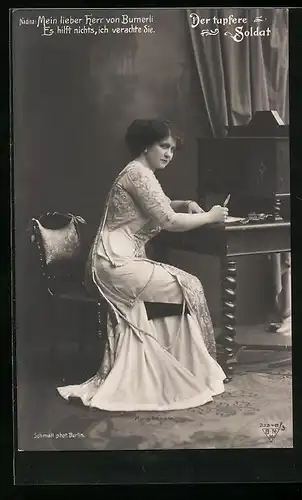 AK Maria Ottmann in der Operette Der tapfere Soldat