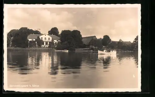 AK Sörup, Haus Gammelbygaard, Ruderboot unterwegs