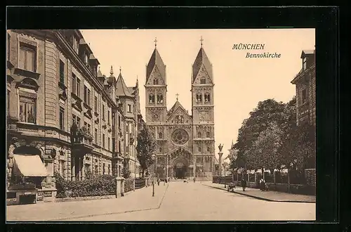 AK München, Strassenpartie mit Bennokirche