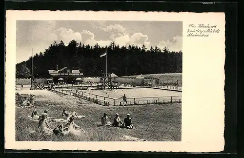 AK Finsterbergen /Thür. Wald., Schwimmbad mit Besuchern
