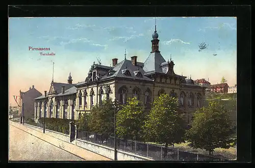 AK Pirmasens, Blick zur Turnhalle