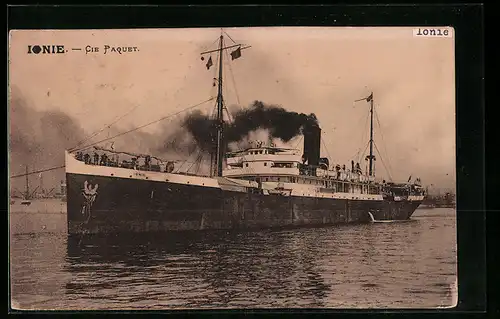 AK Passagierschiff Ionie, Cie Paquet, unter Dampf