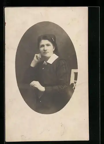 Foto-AK Schwester des Roten Kreuzes