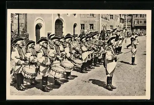 AK Dinkelsbühl, Ortspartie mit Knabenkapelle