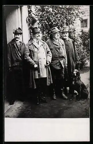 AK Thurnau, Prinz Alfons mit Jagdgesellen und Hund