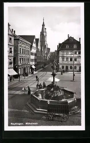 AK Reutlingen, Wilhelmstrasse mit Kachelscher Apotheke