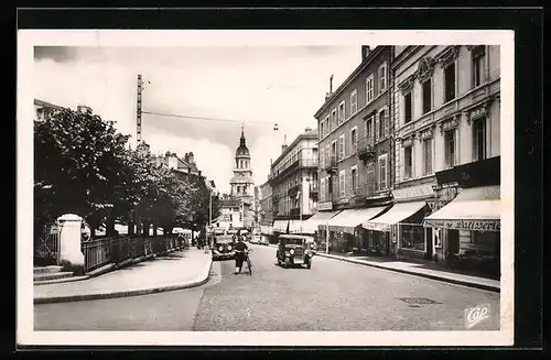 AK Bourg, Avenue Alsace-Lorraine et Eglise Notre-Dame