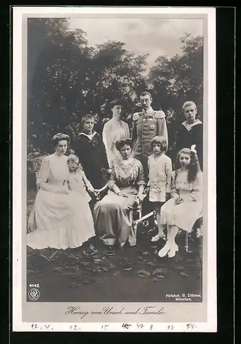 AK Herzog von Urach und Familie