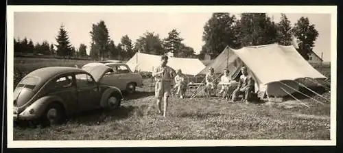 Fotografie Auto VW Käfer, Volkswagen PKW und Zelte, Camping am Fichtelsee