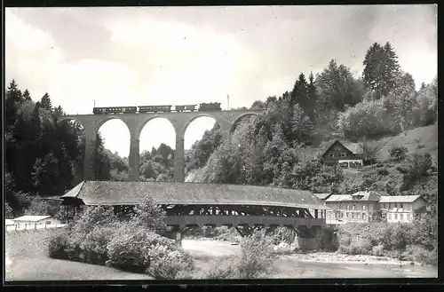 Fotografie C. Bellingrodt, Wuppertal-Barmen, Bodensee-Toggenburgbahn, Personenzug mit Triebwagen über Guggenlochschlucht