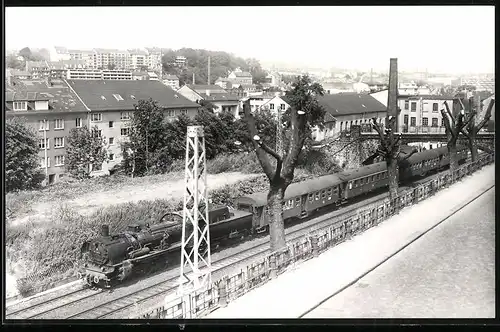 Fotografie Carl Bellingrodt, Wuppertal-Barmen, Deutsche Bahn Personenzug mit Dampflok Nr. 38 2933