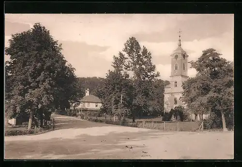 AK Belgrad-Topcider, Strassenpartie mit Kirche