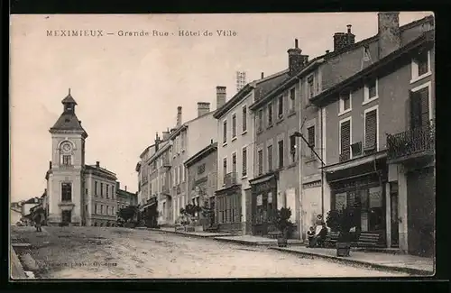 AK Meximieux, Grande Rue, Hotel de Ville