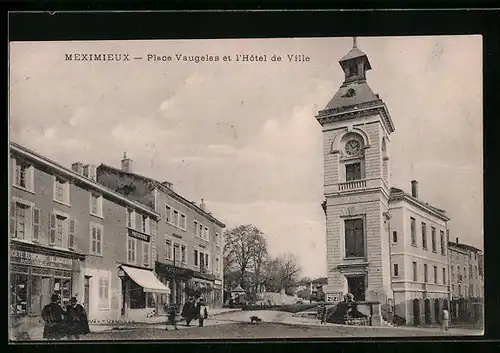 AK Meximieux, Place Vaugelas et l`Hotel de Ville