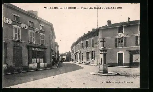 AK Villars-les-Dombes, Place du Nord et Grande Rue